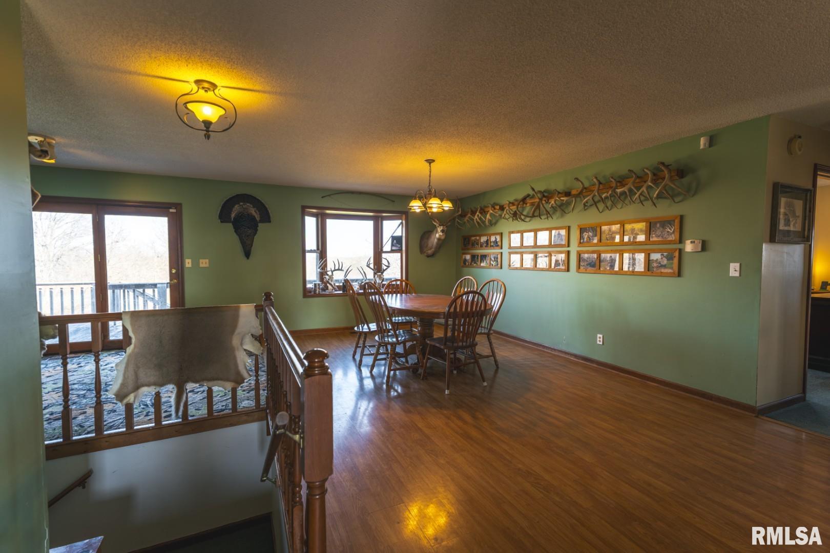 896 Northeast 1300 Street Roodhouse, IL 62082 - Photo 11 of 35