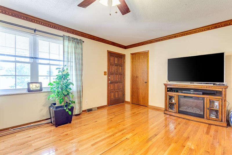 6900 Fairview Road Corryton, TN 37721 - Photo 8 of 38 010160828-1-6900FairviewRdCorrytonTN-SMA