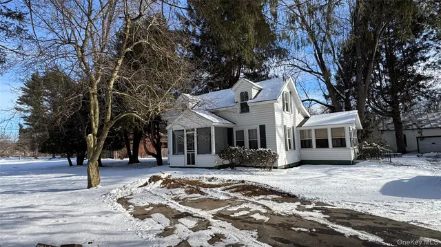 $2,800 | 626 Highway 82, Hopewell Junction, NY 12533