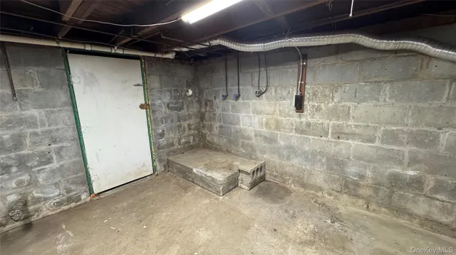 $2,800 | 626 Highway 82, Hopewell Junction, NY 12533