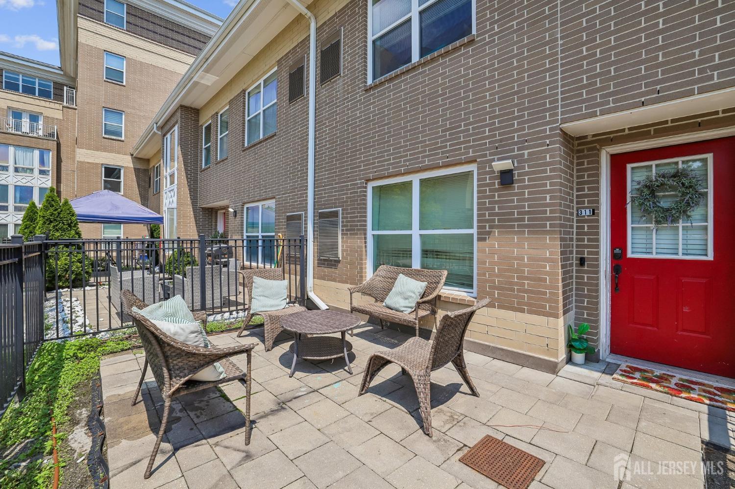 358 Rector Street, Unit 311 Perth Amboy, NJ 08861 - Photo 21 of 25 Gallery Image 21