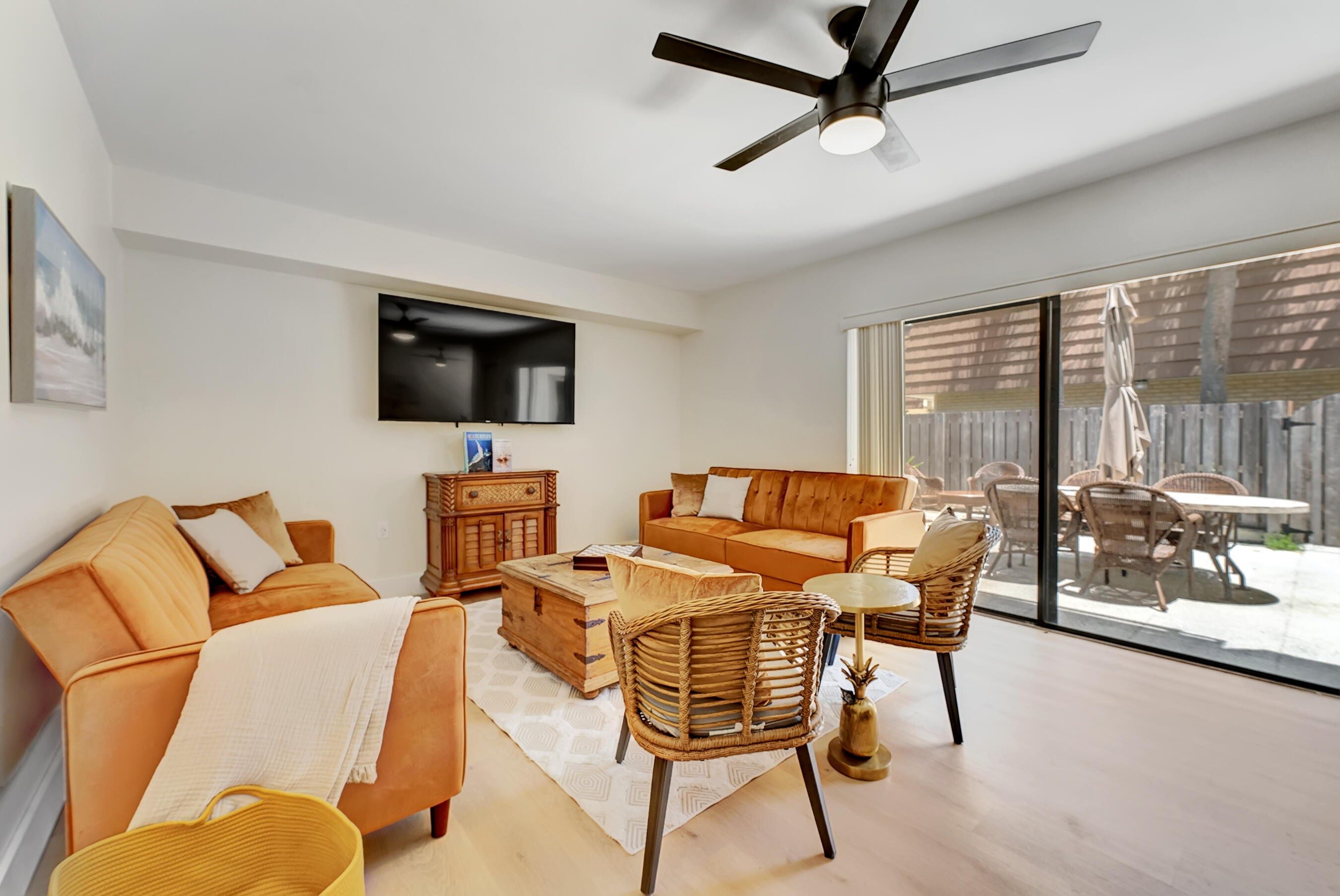 3050 30th Court Jupiter, FL 33477 - Photo 13 of 35 DSC09186