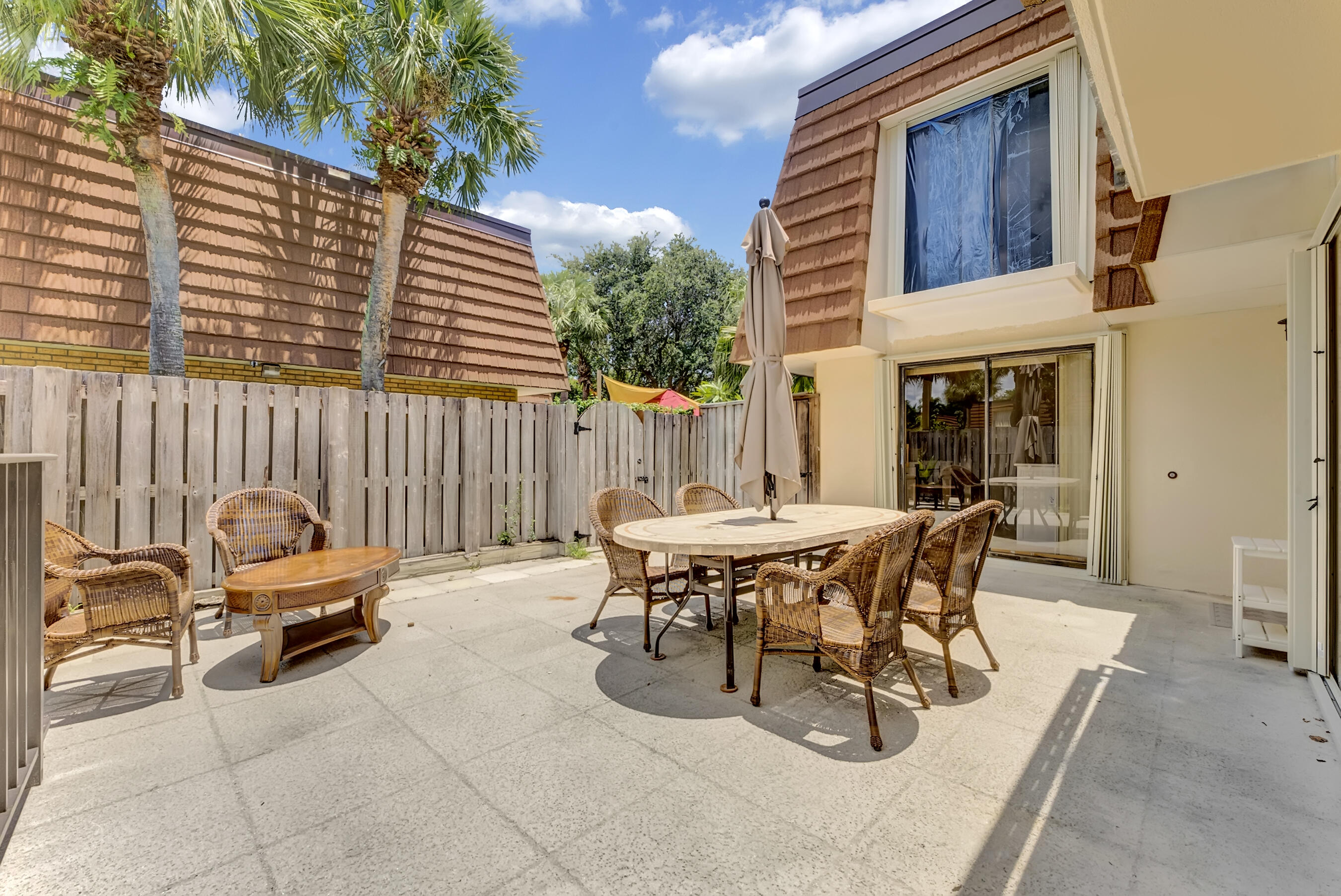 3050 30th Court Jupiter, FL 33477 - Photo 24 of 35 DSC09246