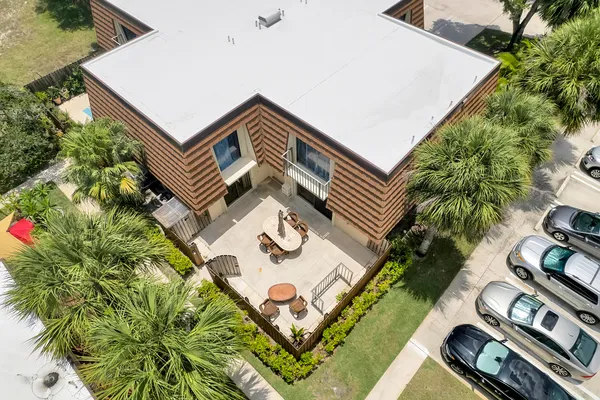 $3,000 | 3050 30th Court, Jupiter, FL 33477