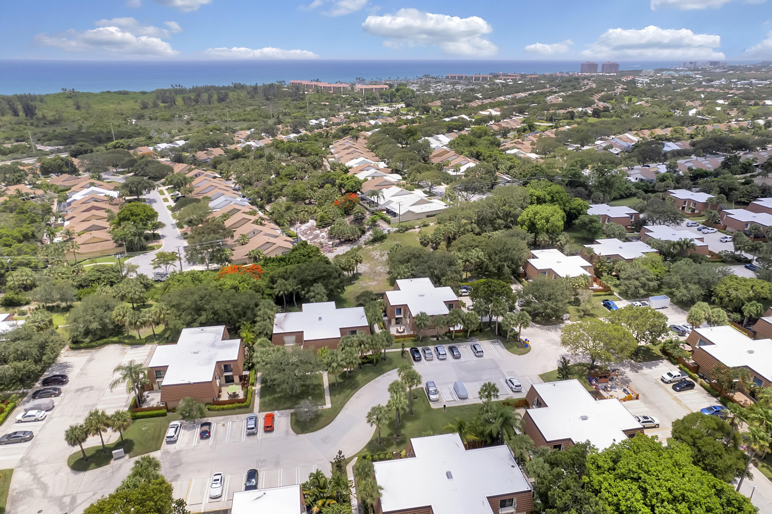 3050 30th Court Jupiter, FL 33477 - Photo 27 of 35 DJI_0736