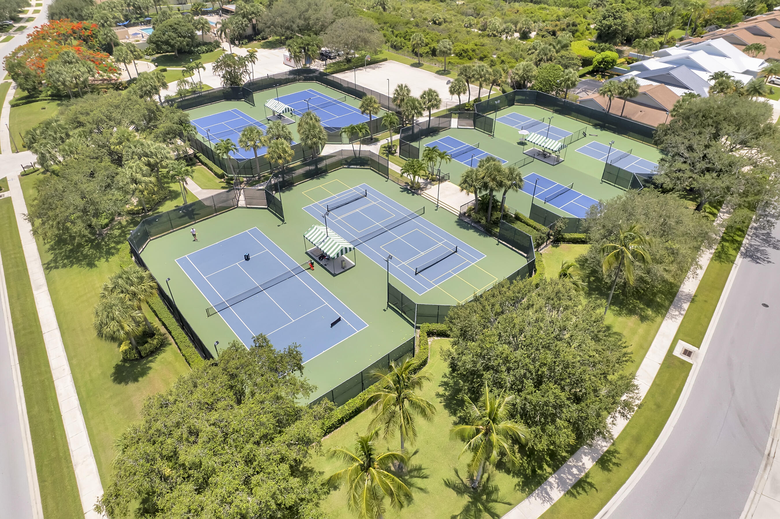 3050 30th Court Jupiter, FL 33477 - Photo 5 of 35 DJI_0760