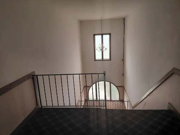 a view of entryway
