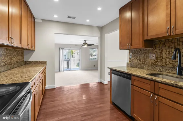 $320,000 | 3283 Ryon Court, Waldorf, MD 20601