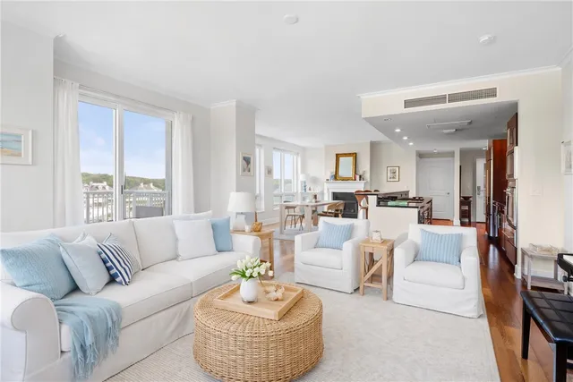 $725,000 | 1 Tower Drive, Unit 406, Portsmouth, RI 02871