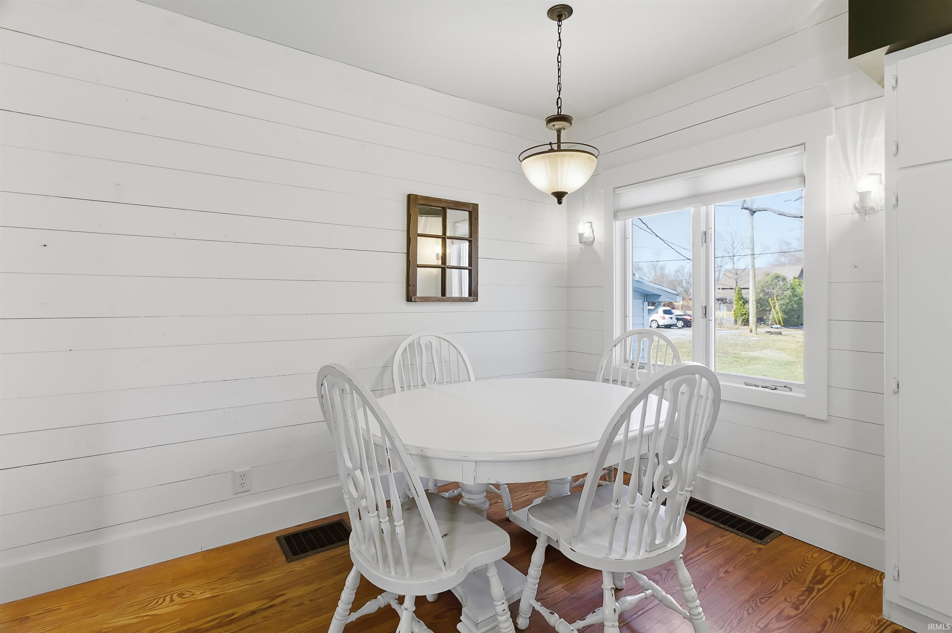 163 Anson Street Upland, IN 46989 - Photo 9 of 33