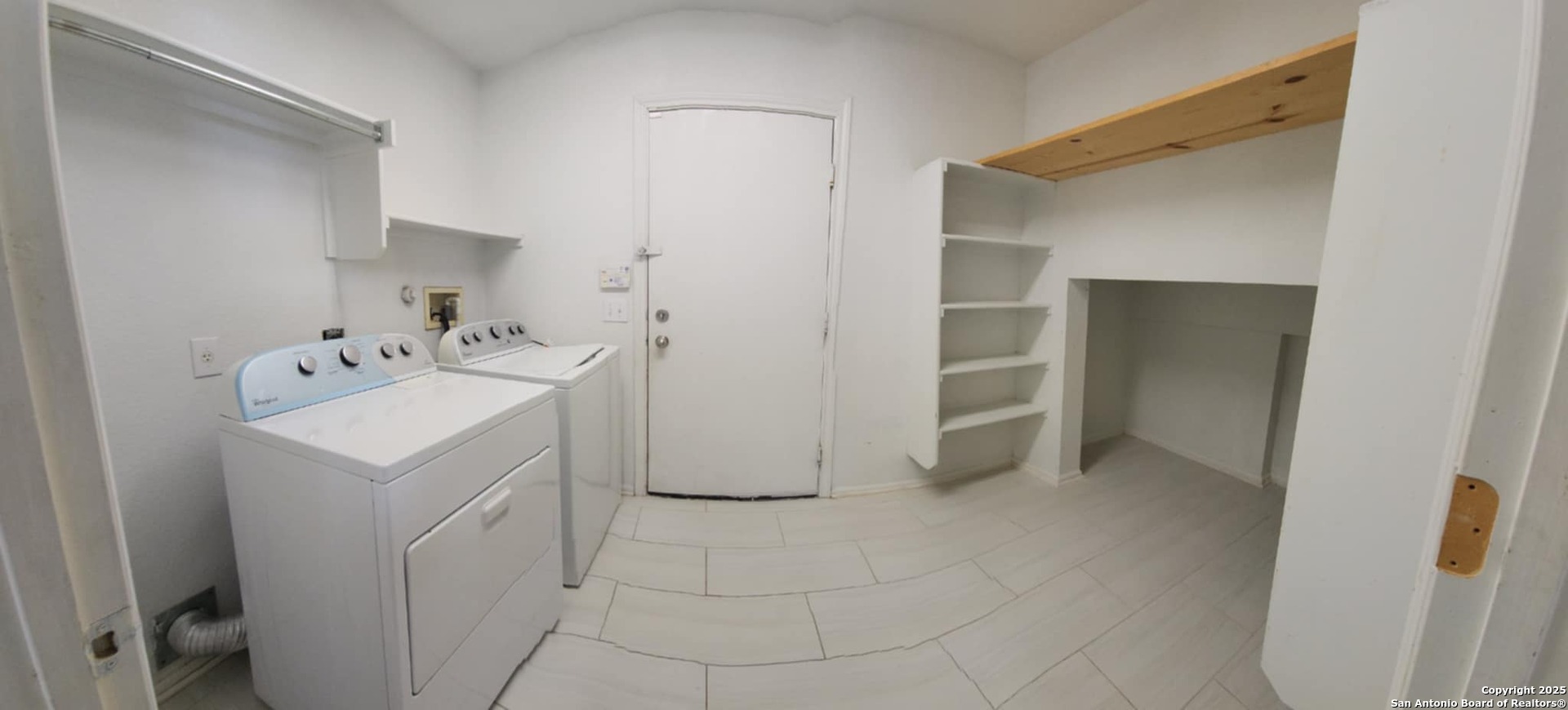 15710 Robin View San Antonio, TX 78255 - Photo 17 of 26 a utility room with washer and dryer