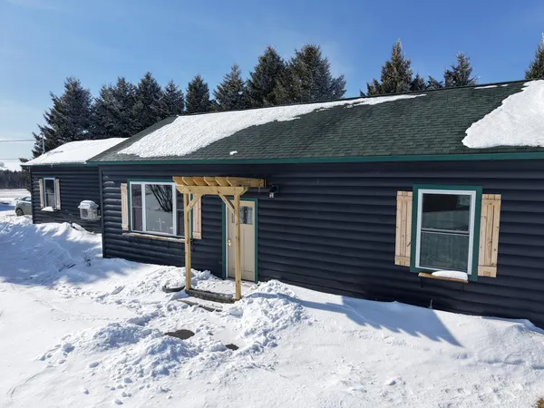 $250,000 | 228 Waddell Road, Castle Hill, ME 04757