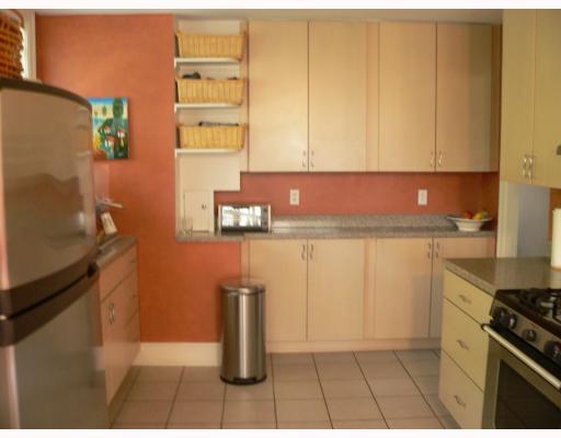 908 Wellesley Road Highland Park, PA 15206 - Photo 5 of 8 Kitchen. Thoughtfully designed kitchen with stainless appliances;ample counters