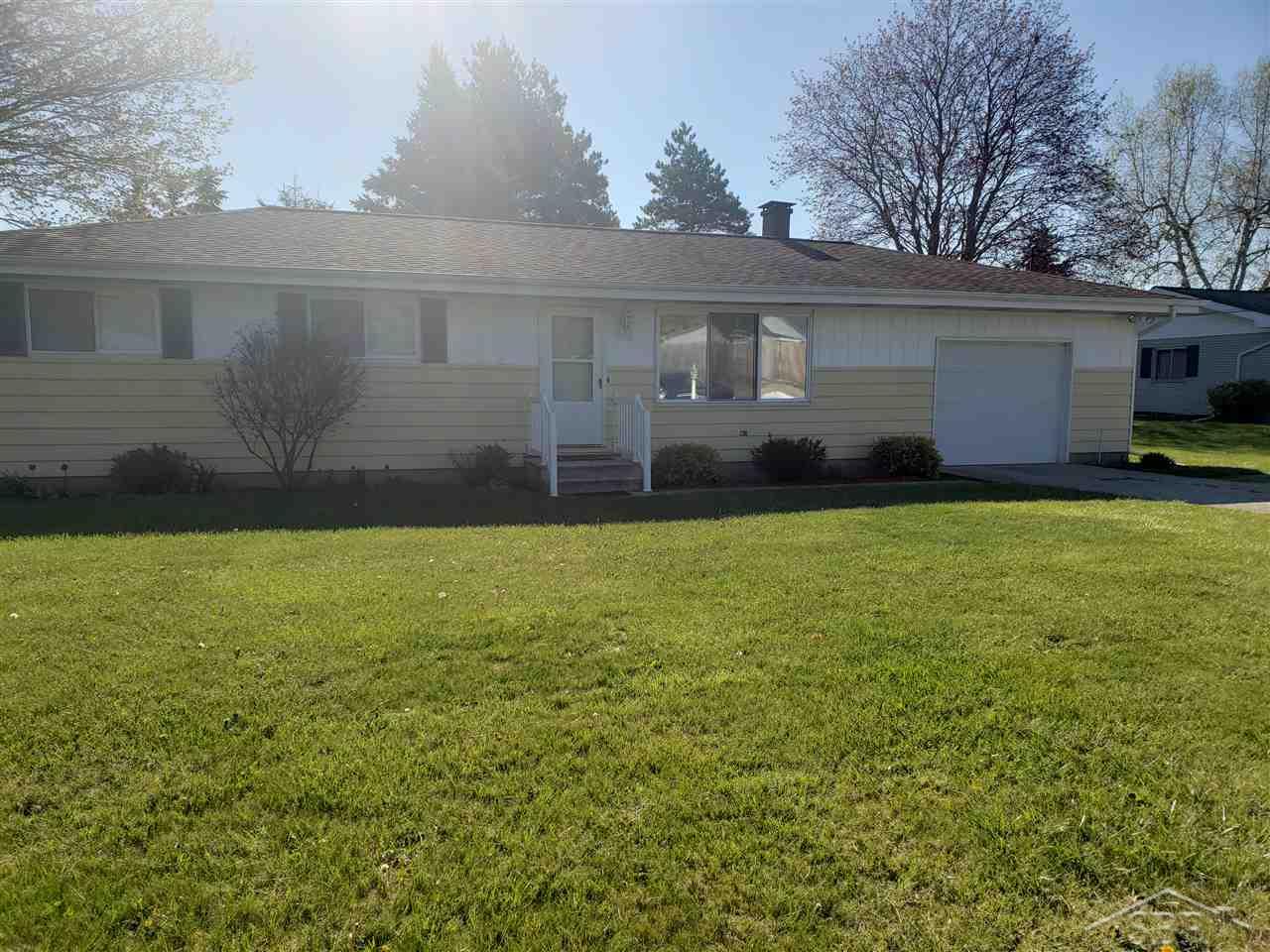 3575 Studor Road Saginaw, MI 48601 - Photo 9 of 14 50011243-8.JPG