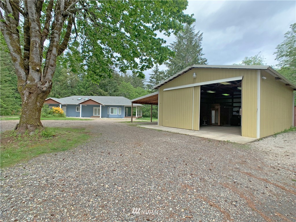 8448 Johnson Point Road Northeast Olympia, WA 98516 - Photo 5 of 40 Gallery Image 5