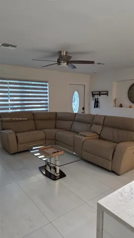 $5,500 | 1001 Southeast 14th Drive, Deerfield Beach, FL 33441