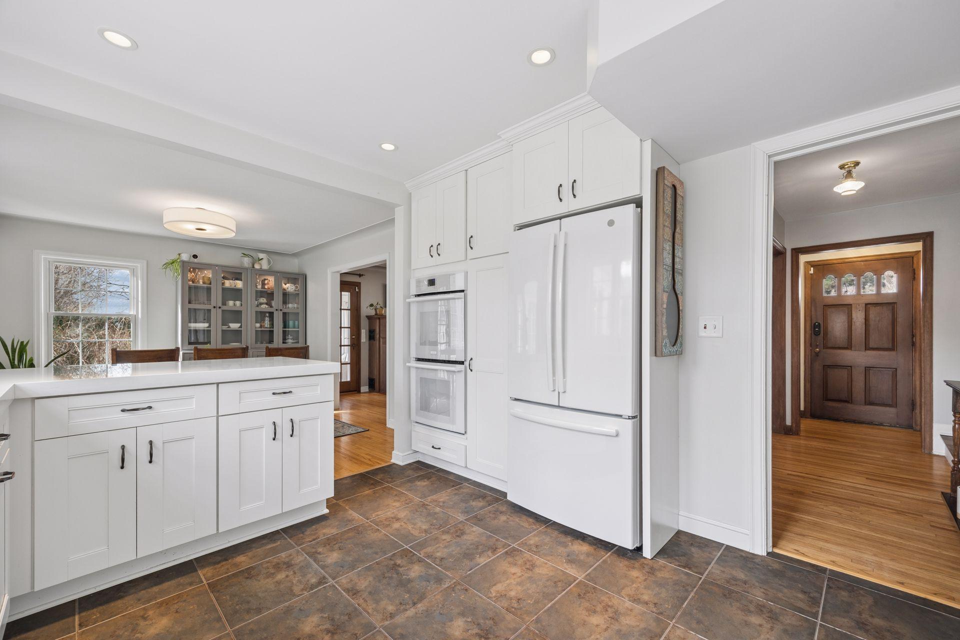 505 Plymouth Road Minnetonka, MN 55305 - Photo 22 of 47