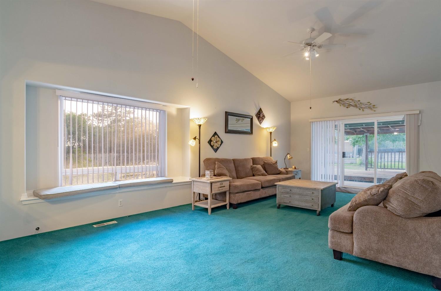 9992 Blackwell Road Central Point, OR 97502 - Photo 11 of 35 Additional Photo
