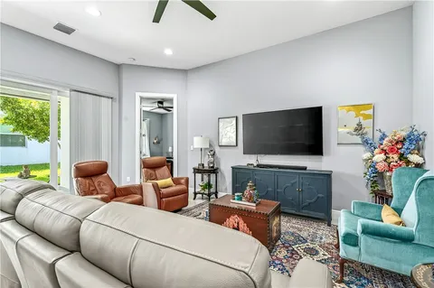 $350,000 | 2564 Bella Vista Circle, Vero Beach, FL 32966