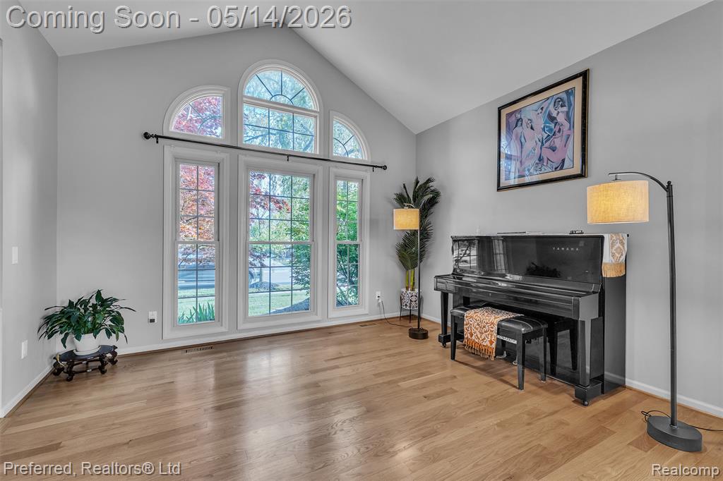 47046 Eastbourne Road Canton, MI 48188 - Photo 13 of 65