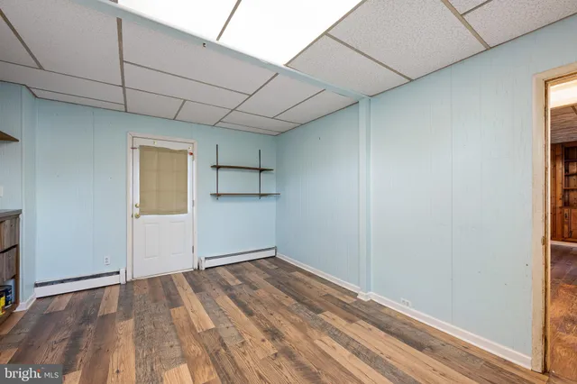 $305,000 | 6 North Railroad Avenue, Wyoming, DE 19934