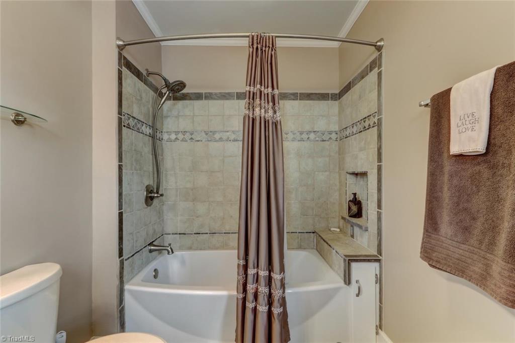 737 Morgan Road Eden, NC 27288 - Photo 11 of 18 Gallery Image 11