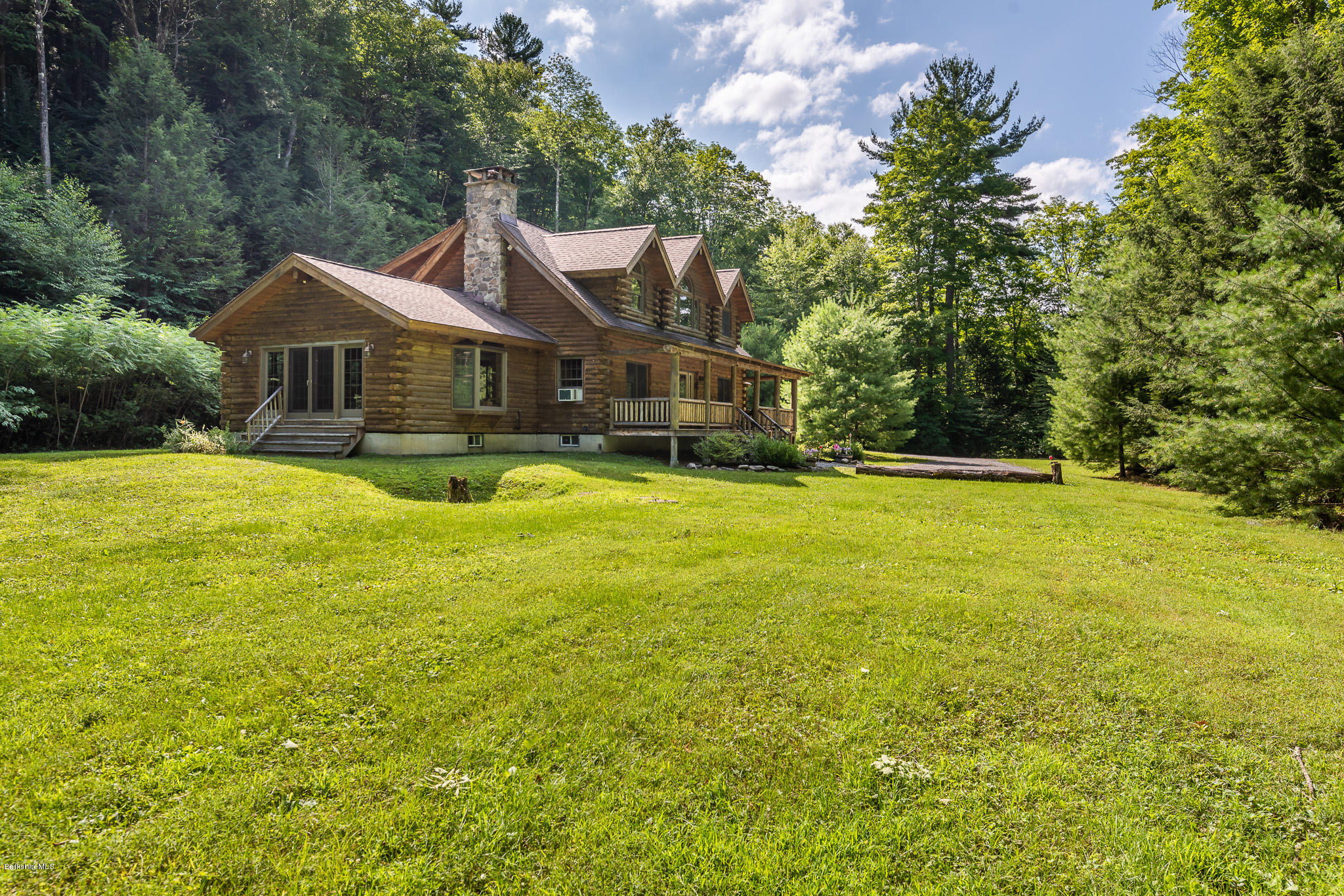 28 Cobb Road West Stockbridge, MA 01236 - Photo 6 of 29 Exterior from Side