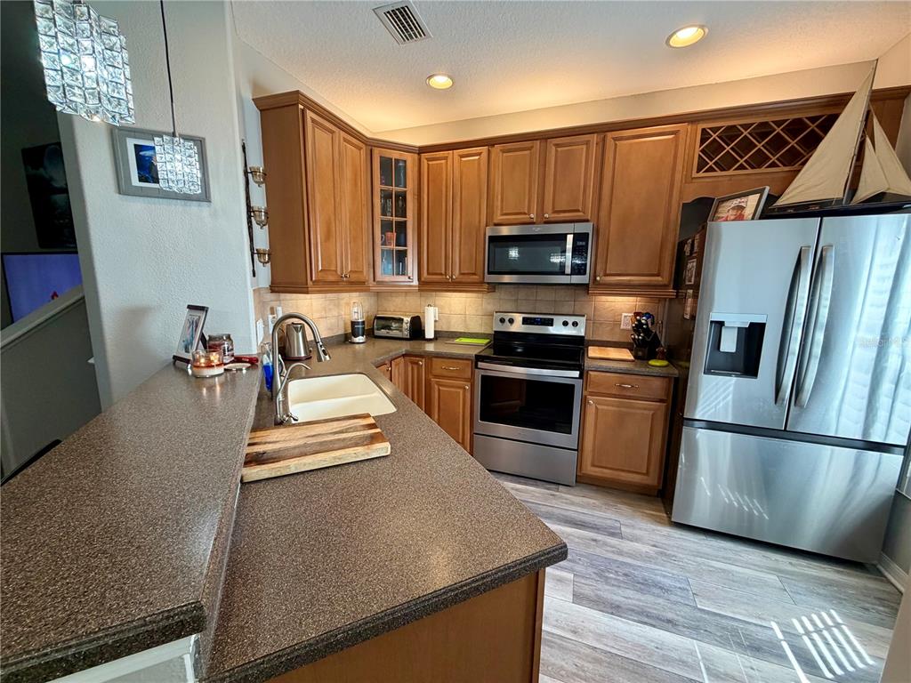 11837 Castine Street New Port Richey, FL 34654 - Photo 11 of 47