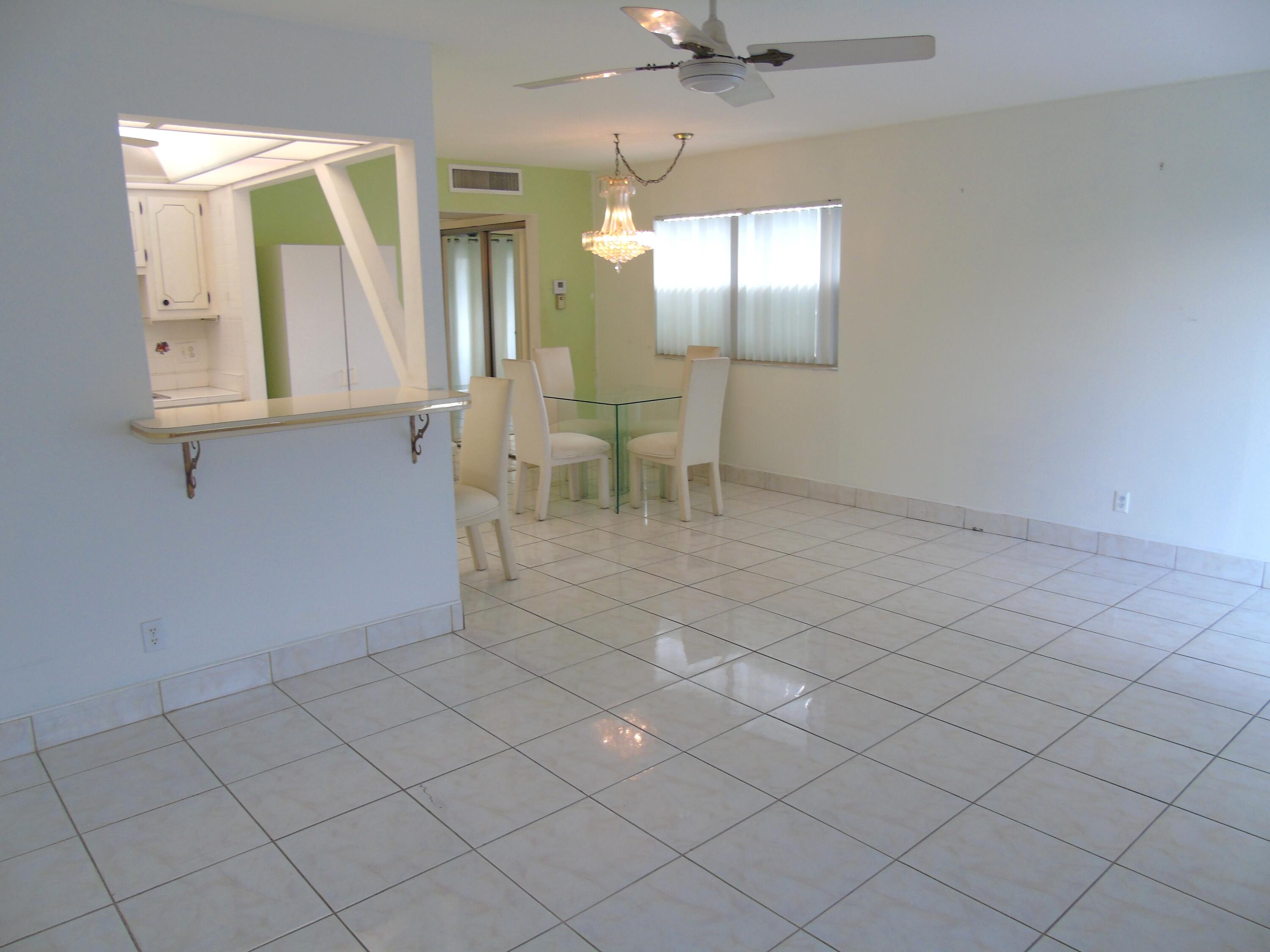 375 Tuscany Lane Delray Beach, FL 33446 - Photo 5 of 38 DSC04451 2