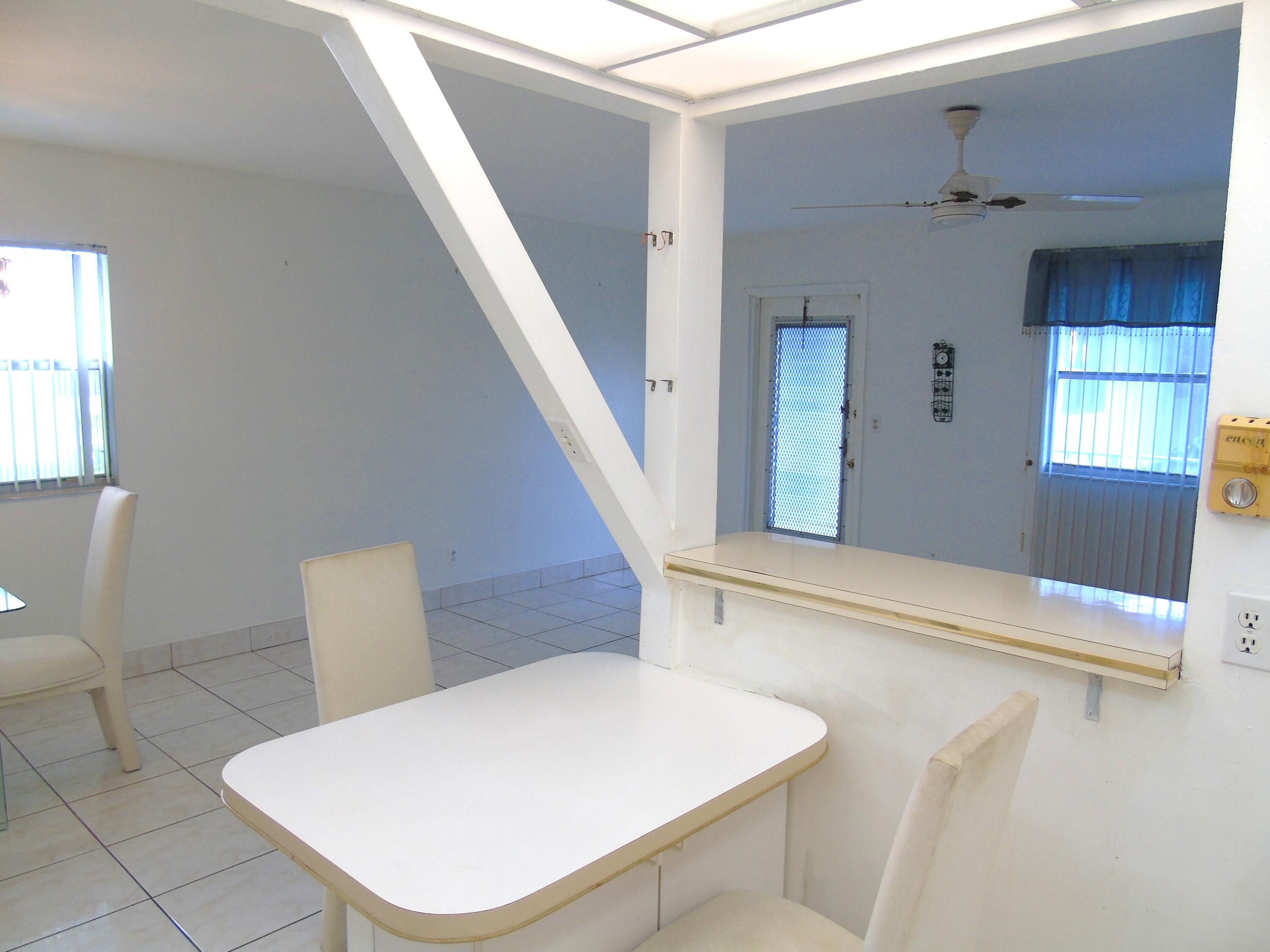 375 Tuscany Lane Delray Beach, FL 33446 - Photo 8 of 38 DSC04464 2