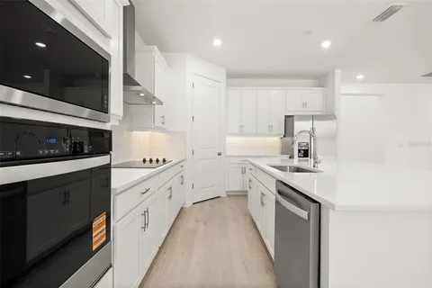 $799,990 | 13386 Peaceful Melody Drive, Winter Garden, FL 34787