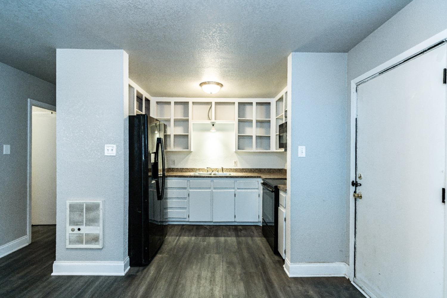 4702 37th Street Lubbock, TX 79414 - Photo 12 of 26 Photo 8