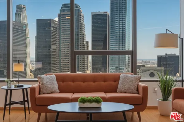 $2,800 | 1100 Wilshire Boulevard, Unit 2808, Los Angeles, CA 90017