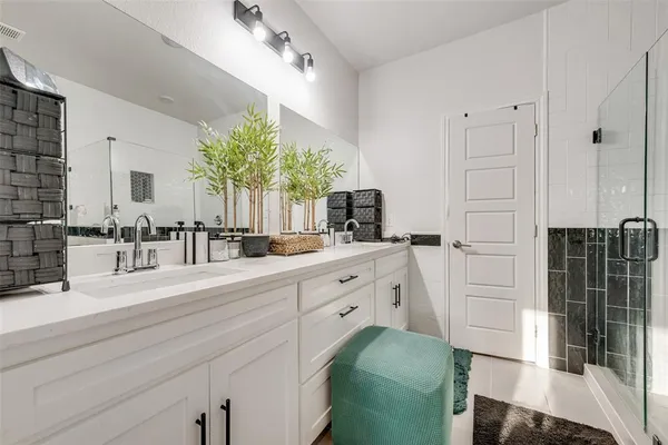 $360,000 | 4225 Elkins Avenue, Lancaster, TX 75134
