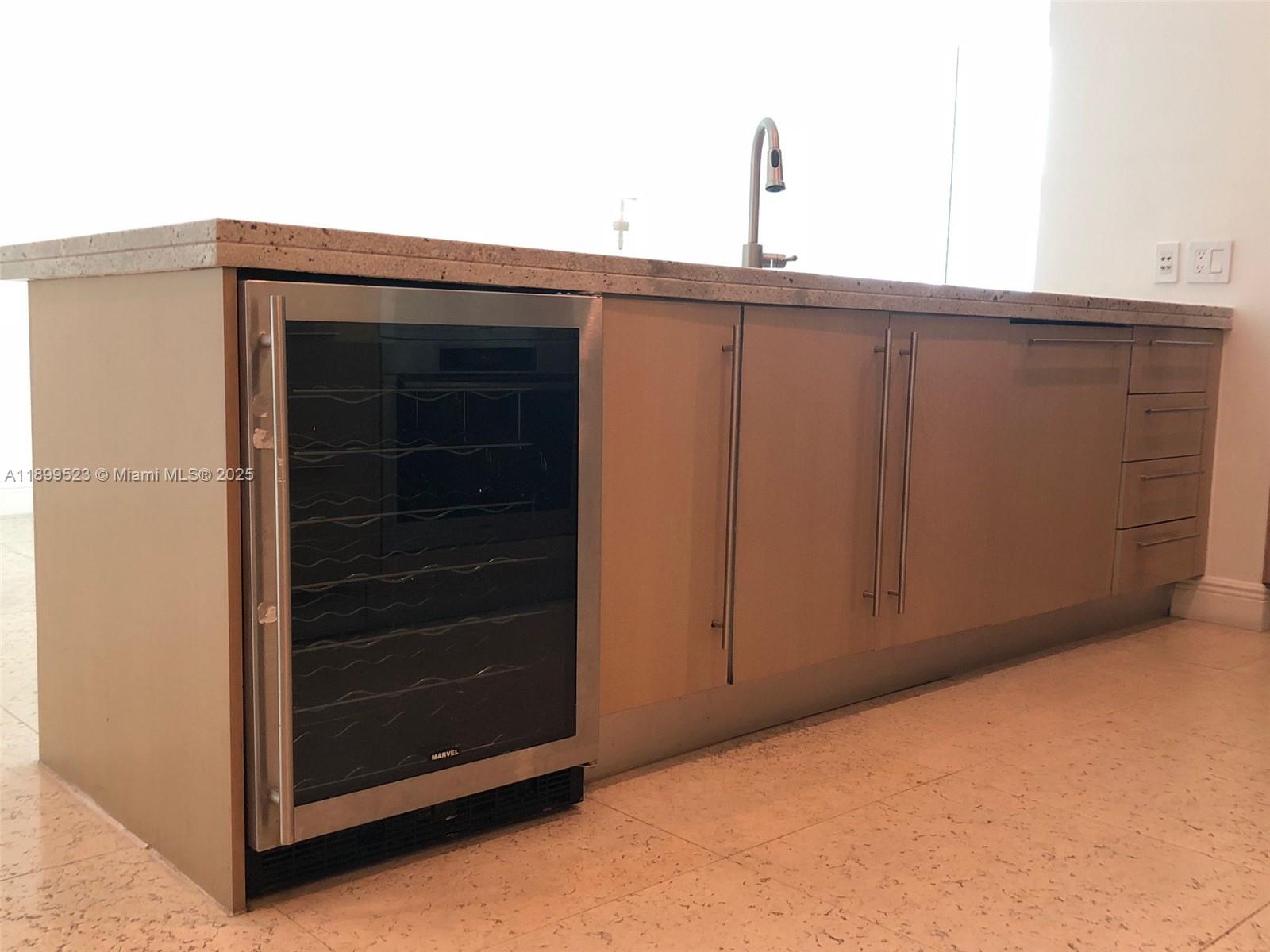 900 Brickell Key Boulevard, Unit 2205 Miami, FL 33131 - Photo 13 of 50