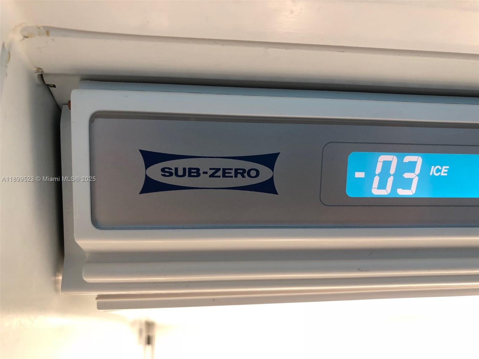 900 Brickell Key Boulevard, Unit 2205 Miami, FL 33131 - Photo 20 of 50 a close view of washer