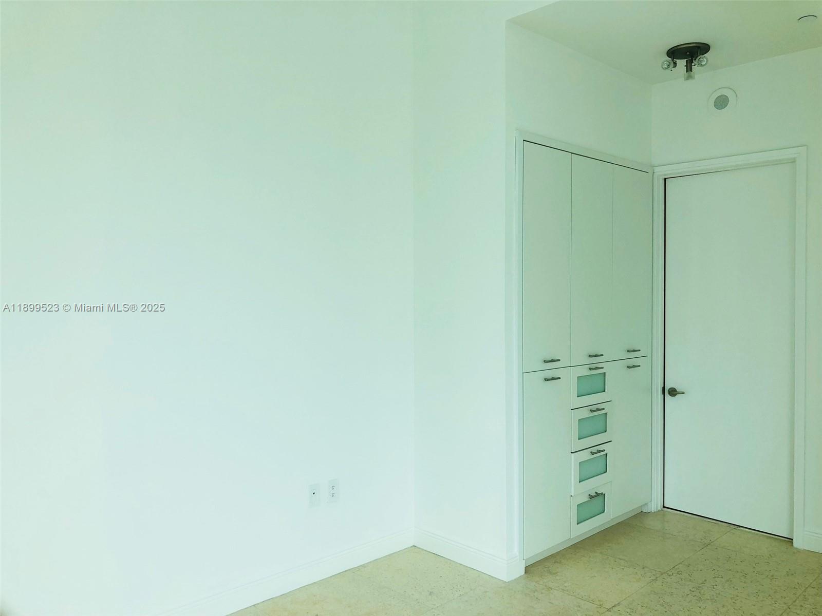 900 Brickell Key Boulevard, Unit 2205 Miami, FL 33131 - Photo 33 of 50 a view of an empty room
