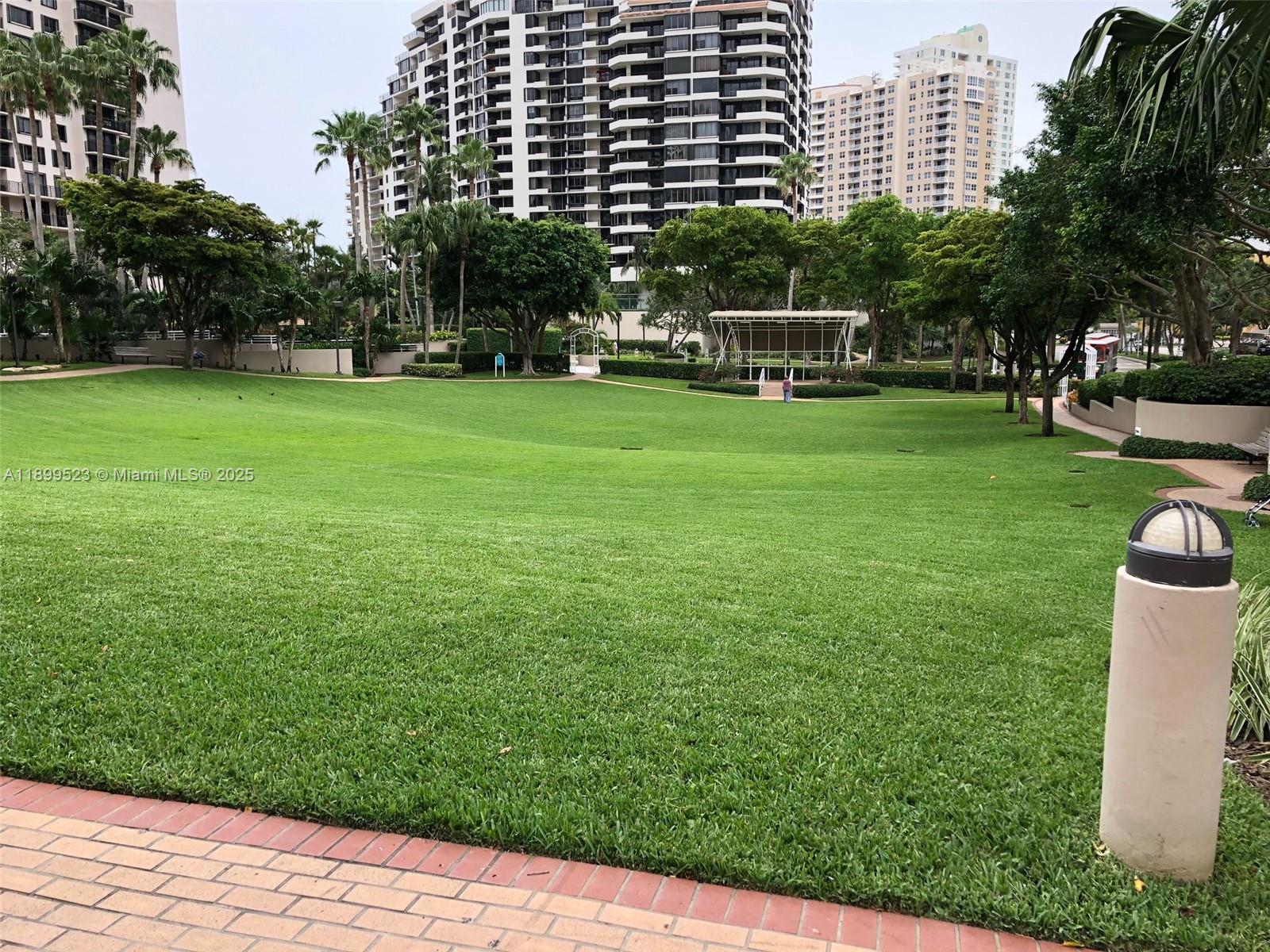 900 Brickell Key Boulevard, Unit 2205 Miami, FL 33131 - Photo 50 of 50 a view of a park with plants and trees