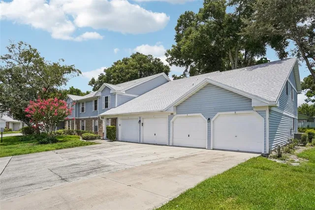 $272,500 | 2025 Eastbourne Way, Unit 7, Orlando, FL 32812