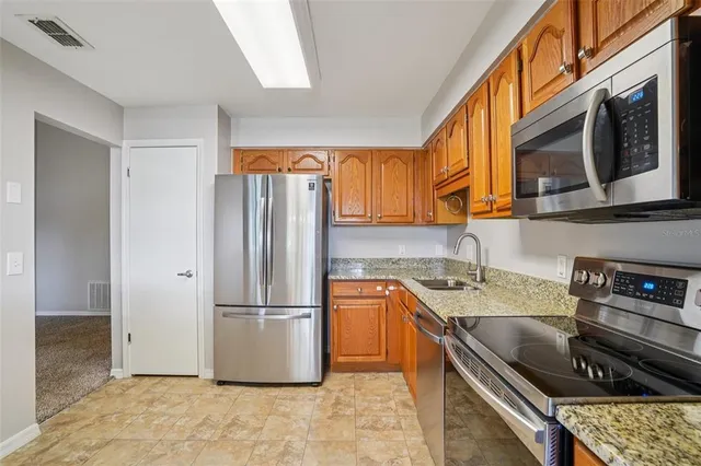 $272,500 | 2025 Eastbourne Way, Unit 7, Orlando, FL 32812