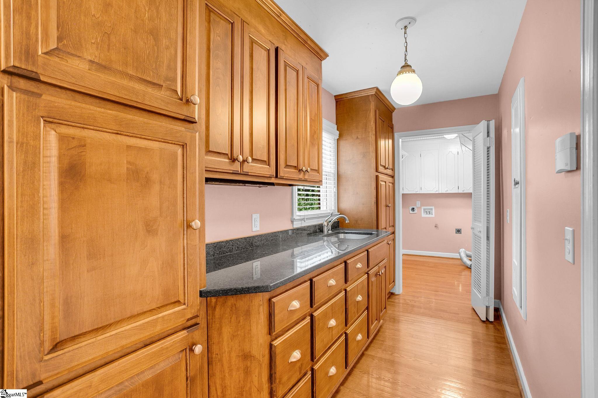 204 Montclair Road Greer, SC 29651 - Photo 28 of 43