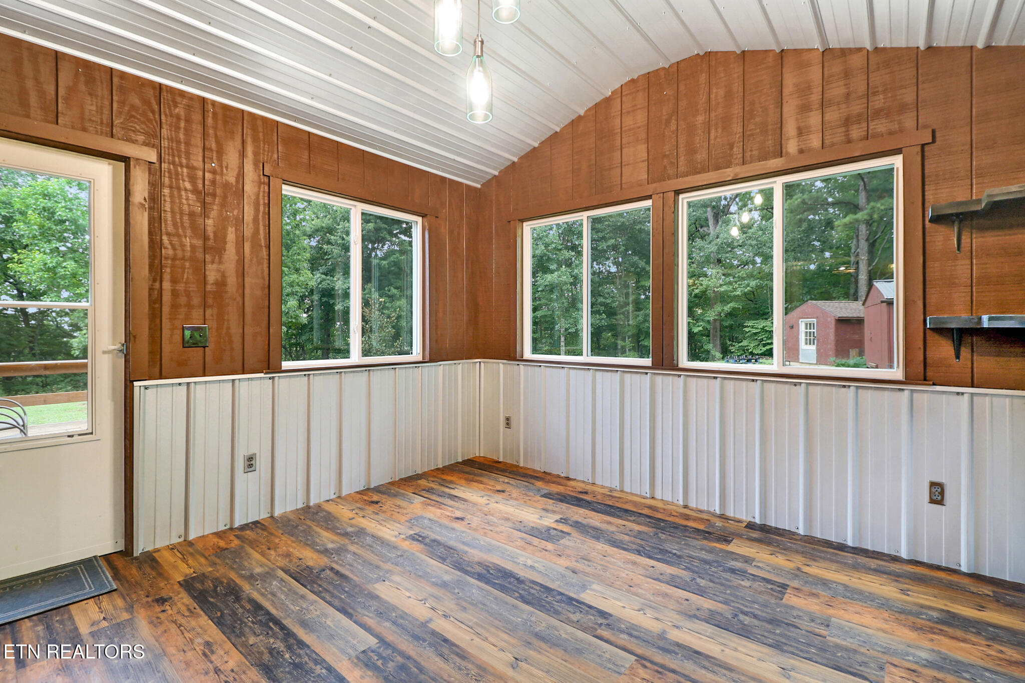 615 East Robbins Road Robbins, TN 37852 - Photo 32 of 44 n44a4059-n44a4063