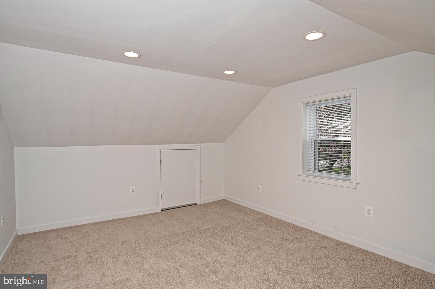 6343 Montgomery Road Elkridge, MD 21075 - Photo 24 of 40