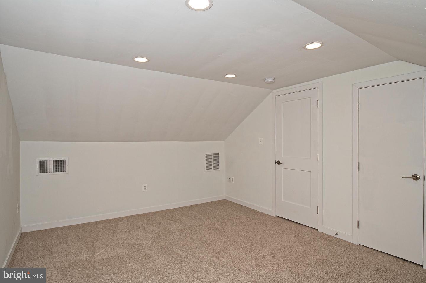 6343 Montgomery Road Elkridge, MD 21075 - Photo 25 of 40