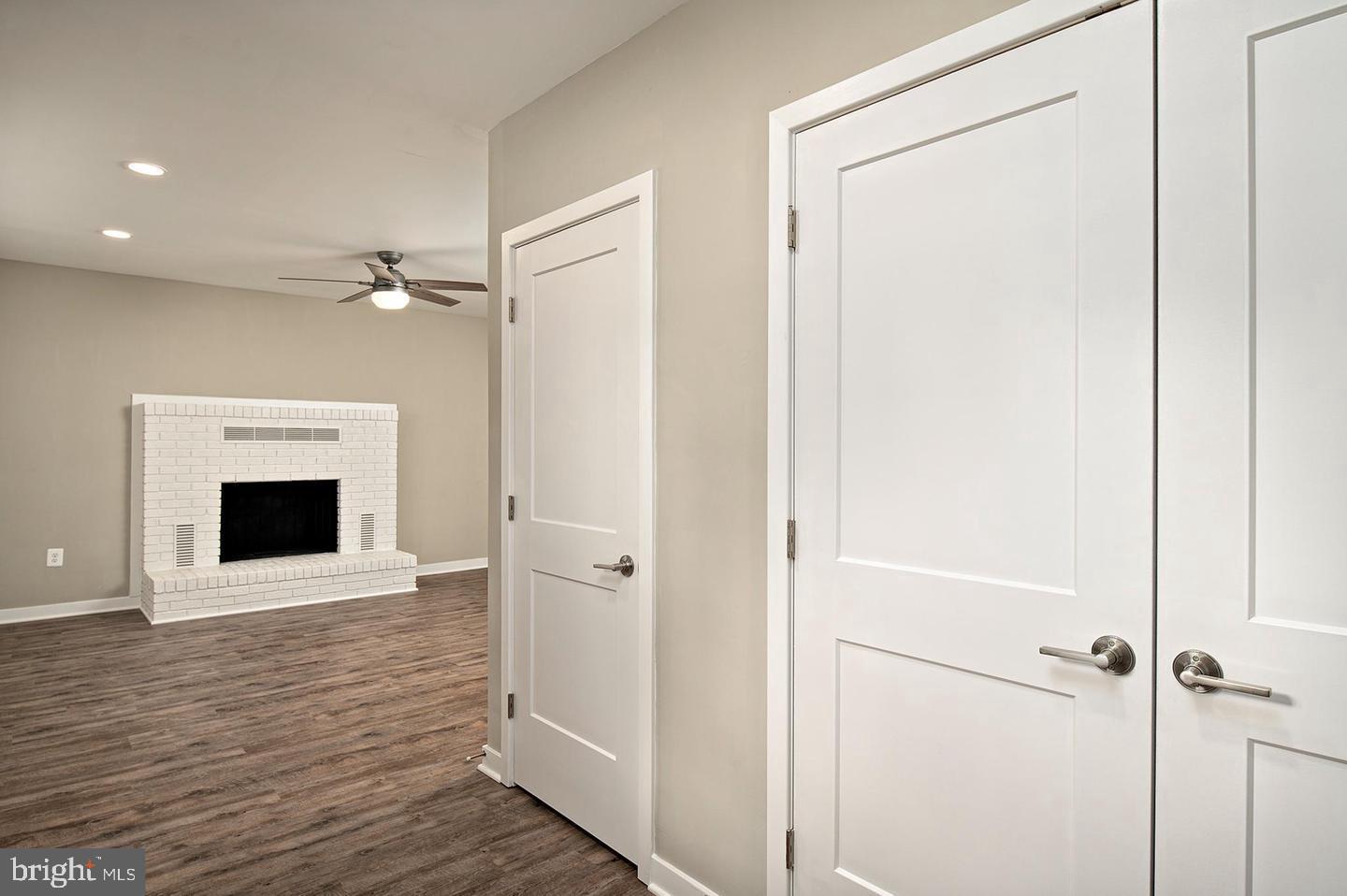 6343 Montgomery Road Elkridge, MD 21075 - Photo 3 of 40