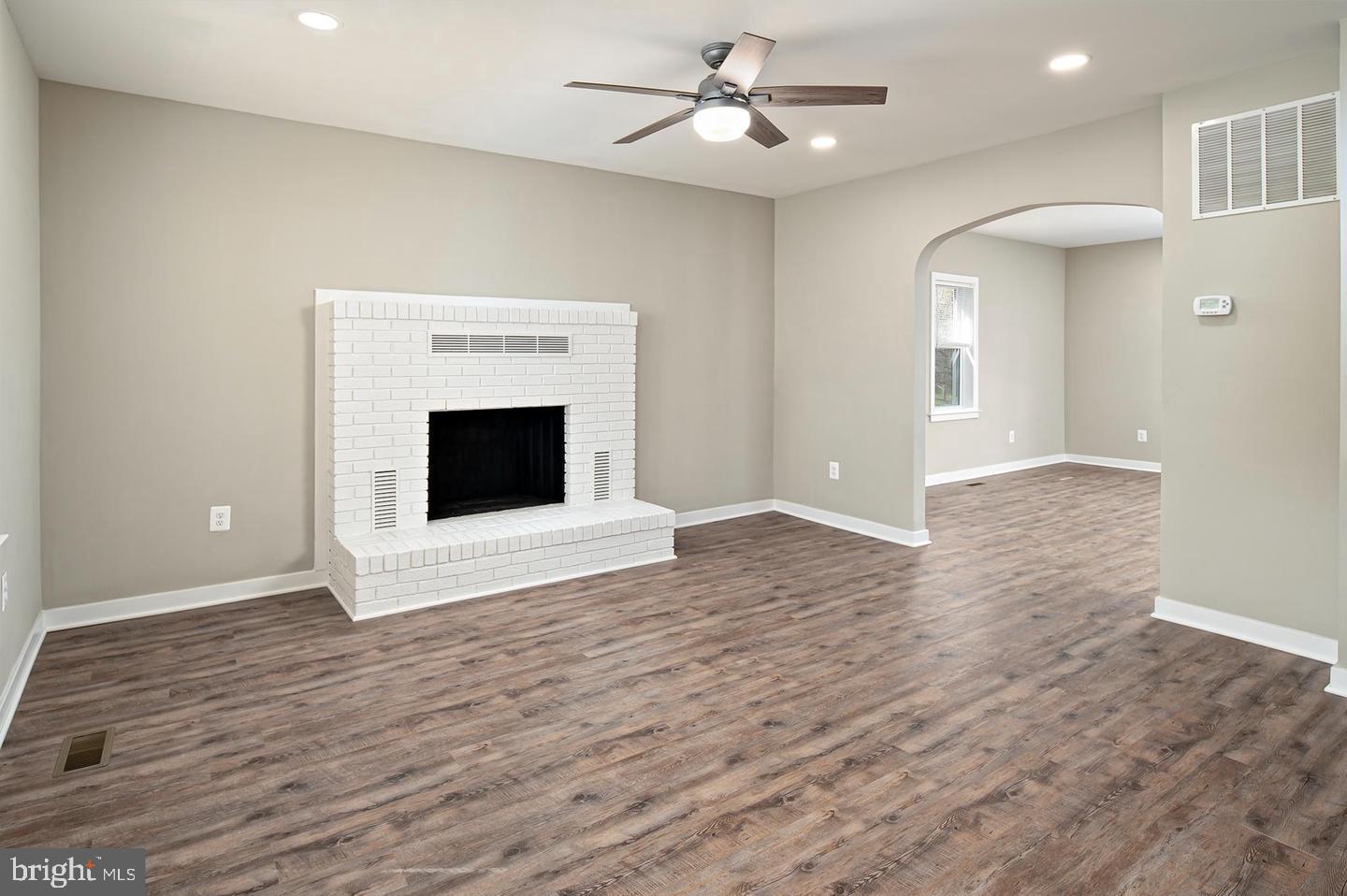 6343 Montgomery Road Elkridge, MD 21075 - Photo 6 of 40