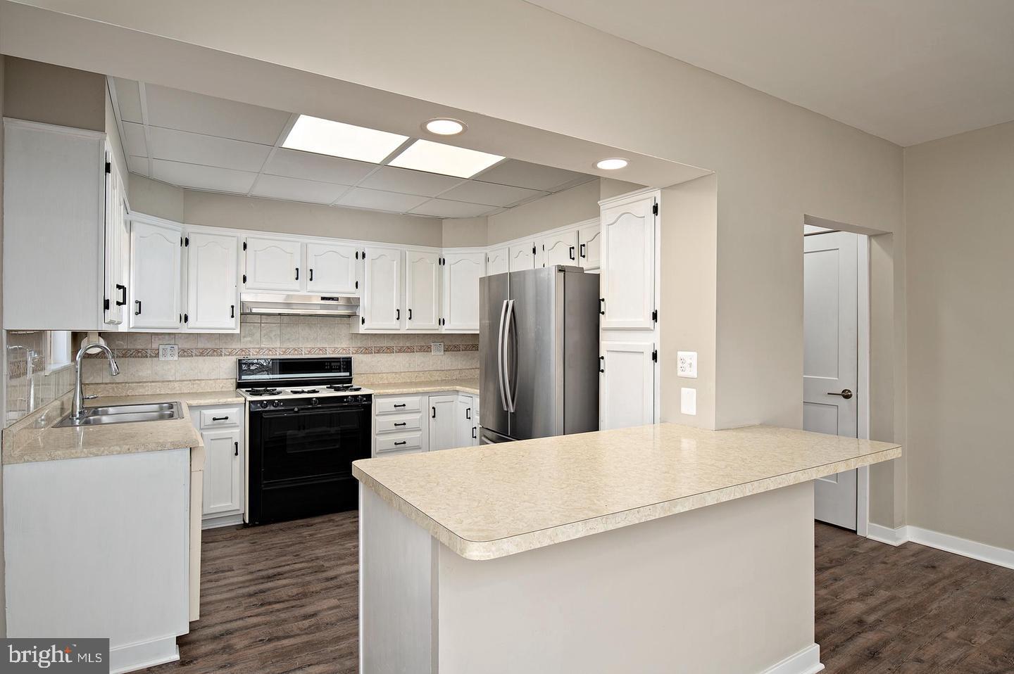 6343 Montgomery Road Elkridge, MD 21075 - Photo 10 of 40