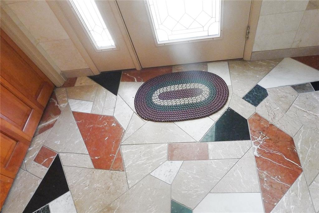 150 Killarney Road Wexford, PA 15090 - Photo 4 of 24 Custom tile entry