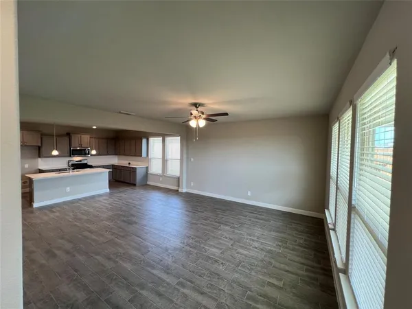 $2,700 | 15508 Balham Fort, Justin, TX 76247