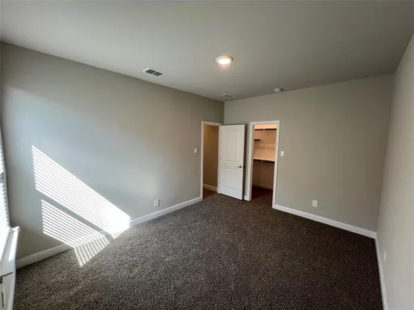 $2,700 | 15508 Balham Fort, Justin, TX 76247
